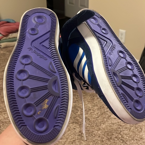 Adidas women’s high tops - Picture 5 of 6